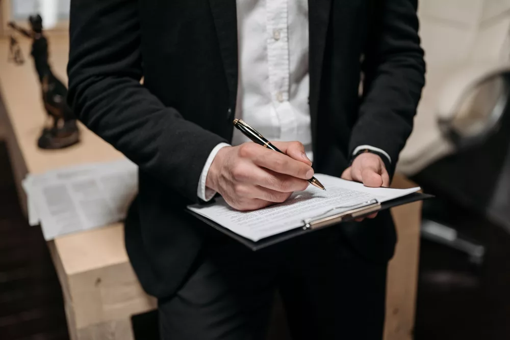 Navigating the Workplace Maze: Why an Employment Law Attorney is Your Essential Guide